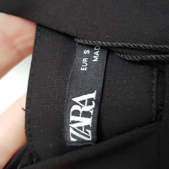 COPY - Zara overall dress - Picture 5 of 6